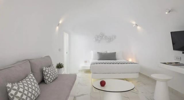 Полулюкс White Concept Caves