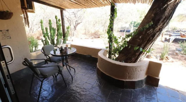 Номер Deluxe B&B African Rock Lodge