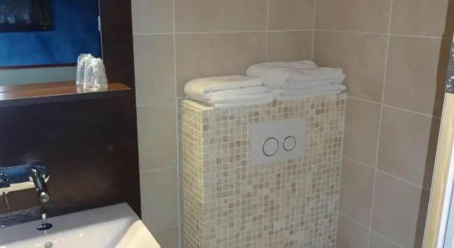 Трёхместный номер Standard Hôtel La Champagne Ardenne Cabourg