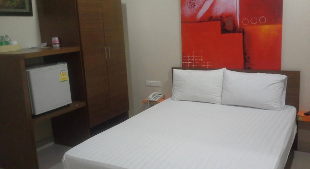 Nichada Mansion, Rezervovat Hotel Hotely v Central Thailand s parkováním, Parkování