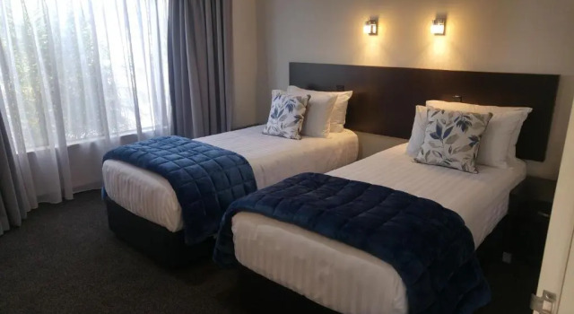 Апартаменты White Heron Motor Lodge
