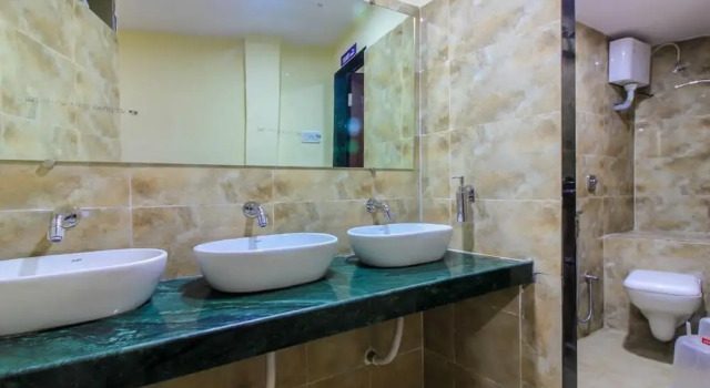 Seven Hills Dormitory - Hostel, Забронировать Хостел Отели Мумбай с завтраком, Завтраки