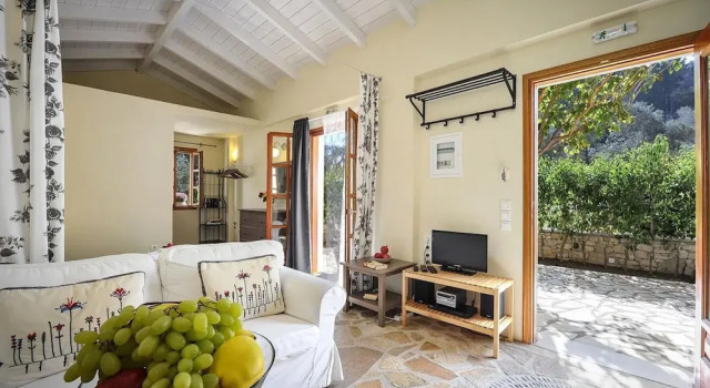 Апартаменты Agathi Cottage in Longos