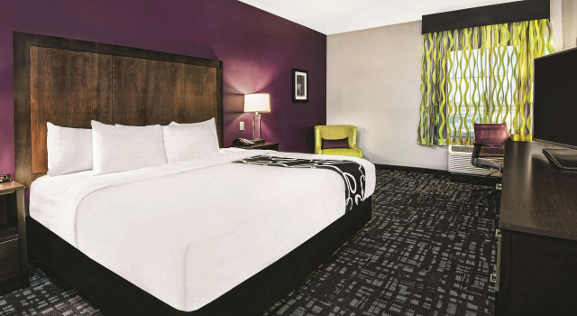 La Quinta Inn & Suites by Wyndham Monahans, Book Hotel Hoteller i Monahans med pool, Swimmingpool