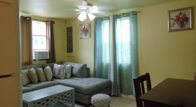 Pauhana Apartment