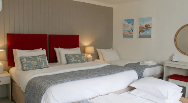 Standard- firedobbelt familie værelse Caley Hall Hotel