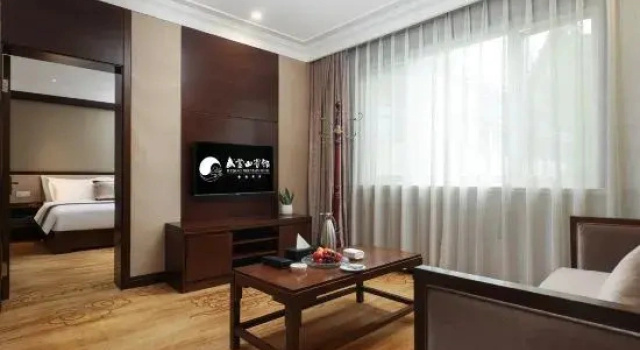 Люкс Superior Wudangshan Hotel