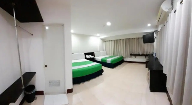 Семейный полулюкс Park Avenue Residence Inn and Suites