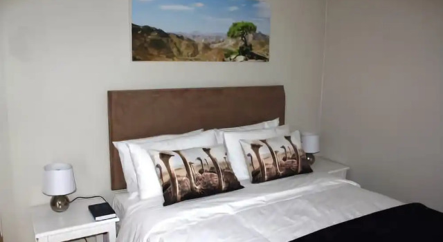 8 Tolbos Self catering, Забронировать Отель Отели Лангебан с бассейном, рядом с Гольф-клуб Langebaan, Бассейн