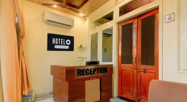 Deluxeaishwarya Inn