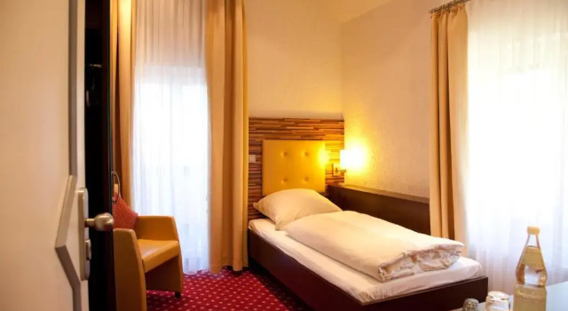 Hotel- Restaurant Poststuben, Prenota Hotel Bensheim Bergstraße