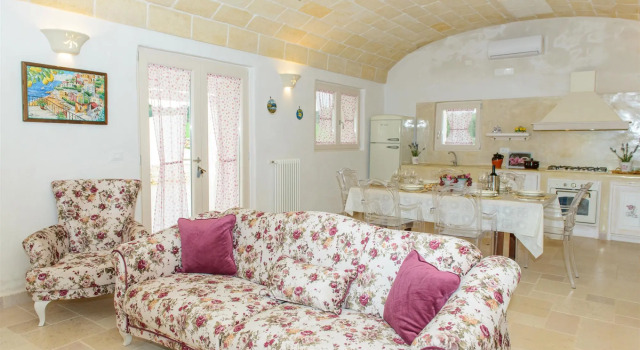 White Stone House 6 1, Book Villa Villaer i Valle d'Itria, Villa