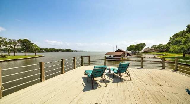 Live Lake Life! Enchanted Oaks Gem w/ Private Dock, Reserva ahora Casa o chalet Enchanted Oaks Estados Unidos