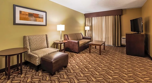 Двухместный люкс c 1 комнатой Best Western Plus Grand Manor Inn