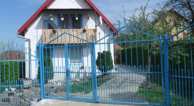 Berto House, Varaa Hotelli  