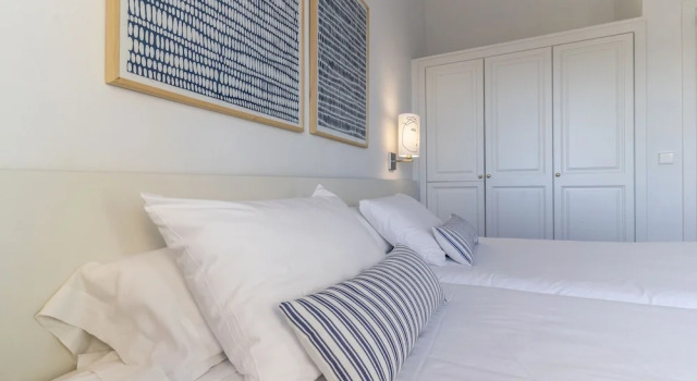 Студия с балконом и с видом на залив Calallonga Hotel Menorca