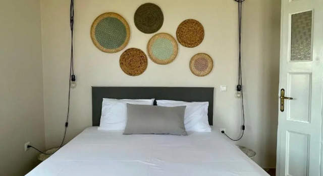 Phaos I, Prenota Hotel Hotel a Trifylia con parcheggio, Parcheggio