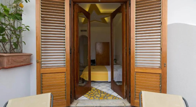 Двухместный номер Economy Hotel Holiday