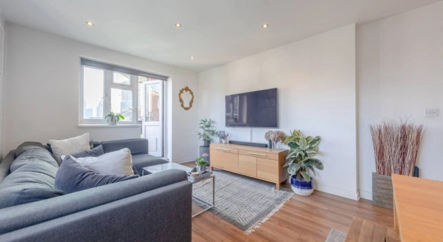 Modern 2 Bedroom Flat in Hoxton, Забронировать Отель Хокни Лондон, рядом с Железнодорожная станция Олд-Стрит
