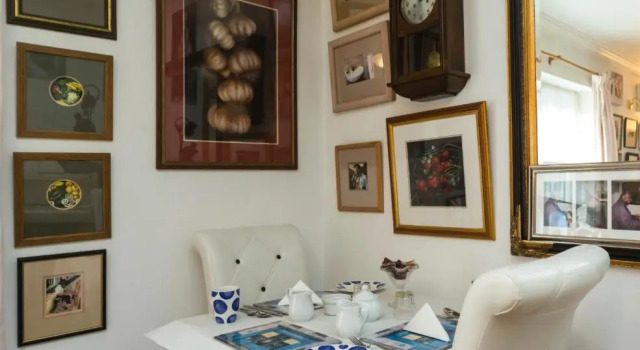 The Gallery B&B, the Glen, Kinsale ,County Cork, Book Hotel Hoteller i Kinsale med parkering, Parkering