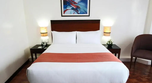 Номер Deluxe Fersal Hotel Neptune Makati