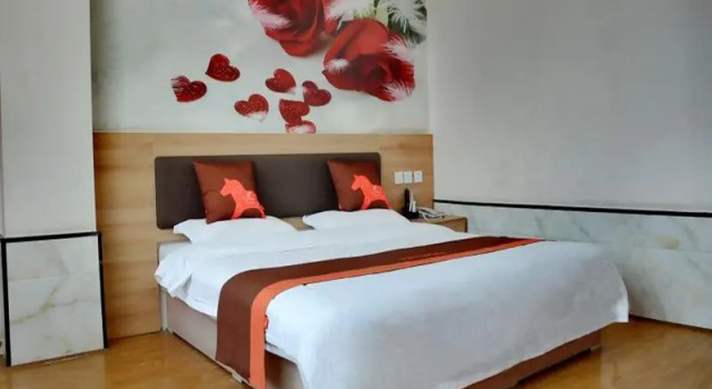 Jun Hotel Shandong Linyi Lanshan Railway Station, Забронировать Отель Линьи Шаньдун