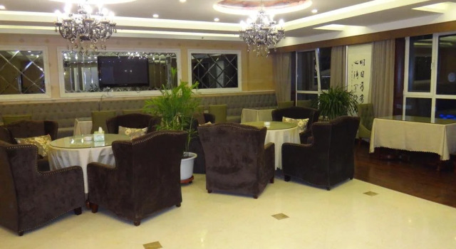 Da Lian Rui Fu Hotel, Book Hotel Jinzhou 