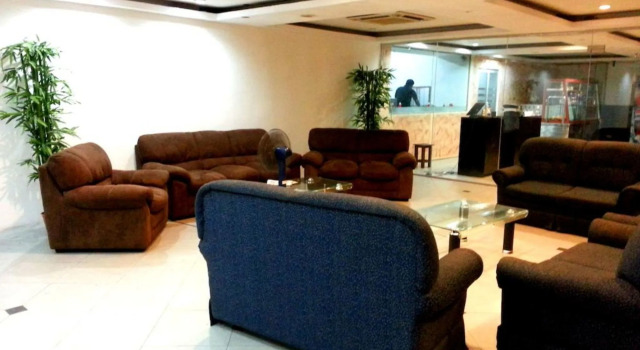 Green Palace Colombo, Забронировать Отель Отели Западной провинции 3 звезды, 3*