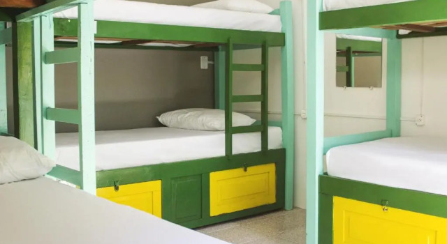 Кровать в общем номере Che Lagarto Hostel Morro De São Paulo