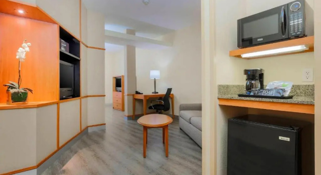 Студия Fairfield Inn & Suites Temecula