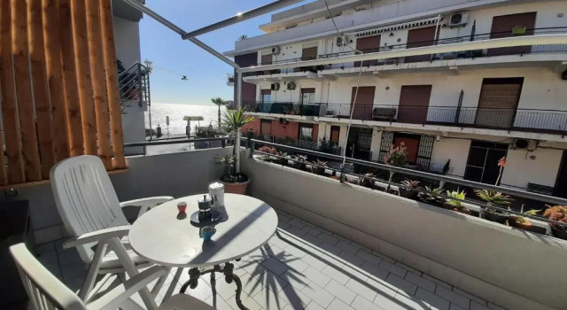 Апартаменты Casa Carolina, a 20 metri dal mare in pieno centro