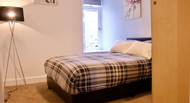 Main Door Flat With Private Garden City Center, Забронировать Отель Эдинбург Midlothian, рядом с Национальный музей Шотландии