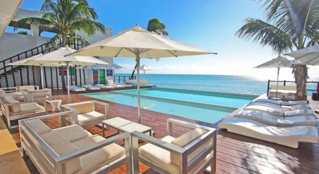 Апартаменты True Beachfront Condo - Corazon