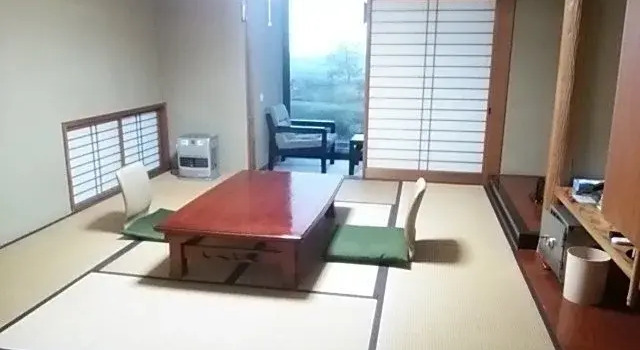 Sazanami Onsen Mizushima, Prenota Hotel Asahi Toyama