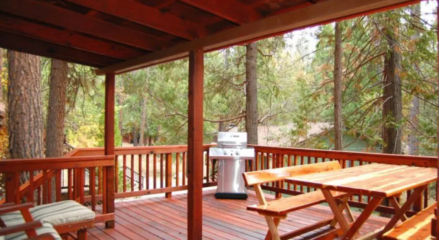 RedAwning Cabin #8 Nugents Nest