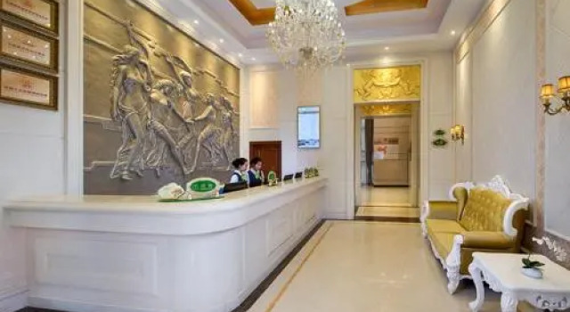 Vienna International Hotel Huizhou Daya Bay Century City, Boek Hotel Goedkope hotels in Guangdong