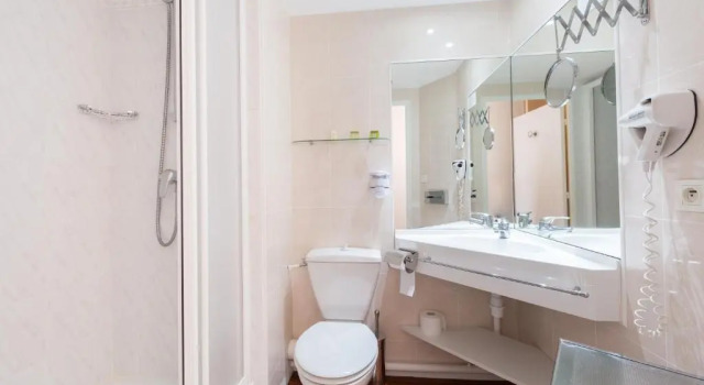 Номер Standard Logis Hotel Center