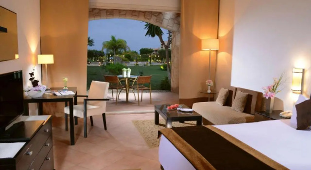 Двухместный номер Deluxe с видом на сад Mövenpick Resort El Sokhna