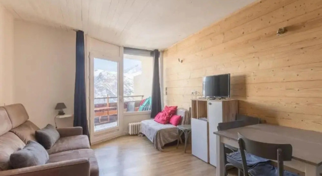 Charming Chalet in Bourella