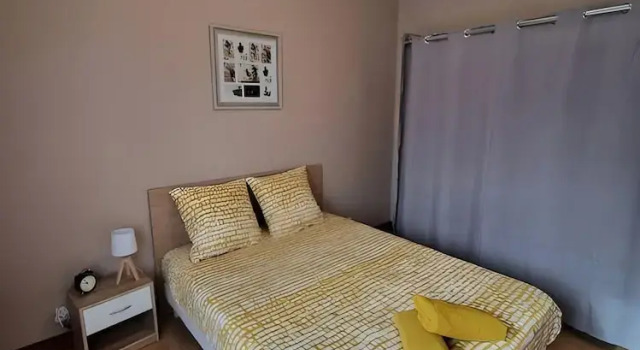 Apartment in Le Mans Near Train Station