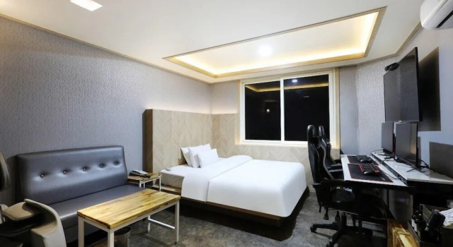 Номер Superior Gukmin Hotel