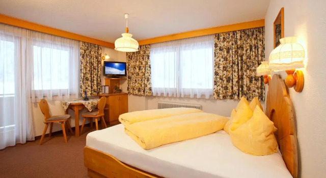 Gästehaus Helga, Rezervați Hotel Längenfeld 