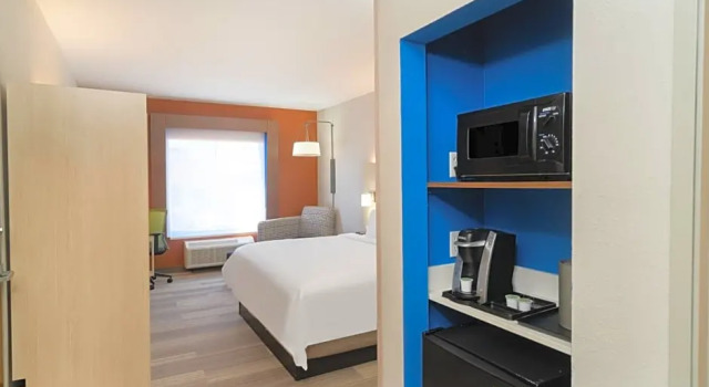 Номер Standard Holiday Inn Express Hotel & Suites Magee by IHG