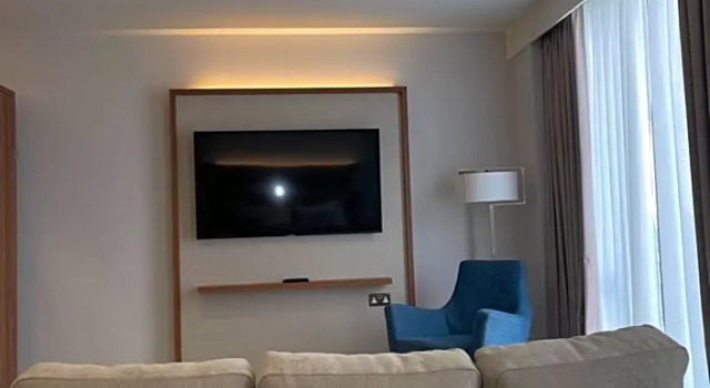 Номер Premier Courtyard by Marriott London Heathrow Airport