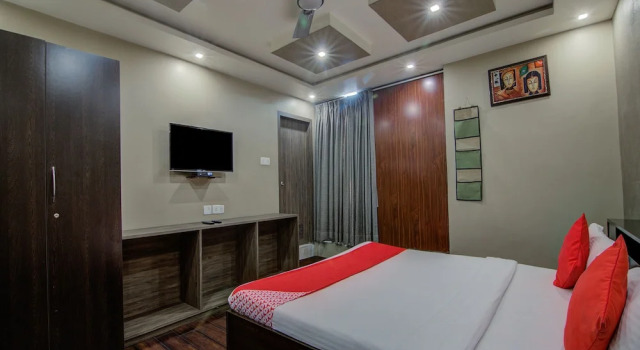 OYO 2656 Hotel Sunstar, Rezervovat Hotel Hotely v Gujarat s parkováním, Parkování