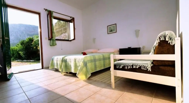 Ivo - With Pool - A1, Buchen Sie Hotel Hotels in Gespanschaft Split-Dalmatien mit Pool, Schwimmbad