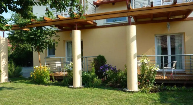 Студия Luca Apartments