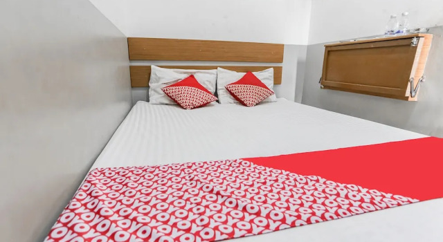 OYO 93584 RukotelNearICE BSD