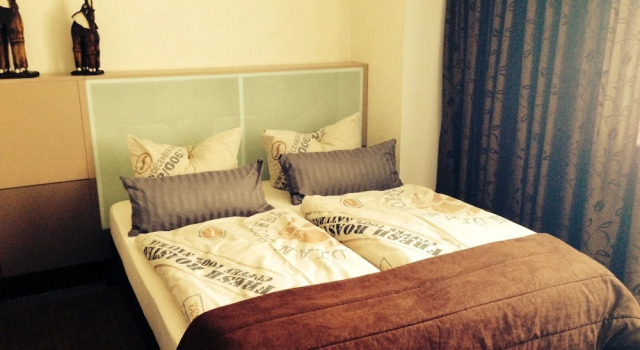 Moness Hotel und Kaffeerösterei, Reserva ahora Hotel Bad Duerrenberg Saale-Unstrut