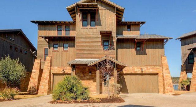 2217 Seabiscuit Cove Villa Unit 119 3 Bedrooms 4.5 Bathrooms Villa, Prenota Villa Cottage a Spicewood, Cottage
